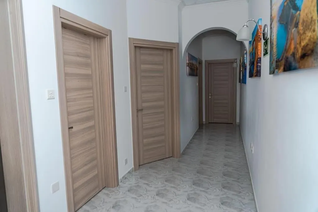 Sea-View 1 Bedroom Apt -Sleeps 4 Marsaskala