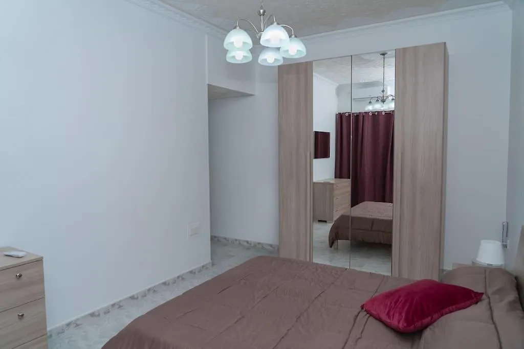 Apartment Sea-View 1 Bedroom Apt -Sleeps 4 Marsaskala