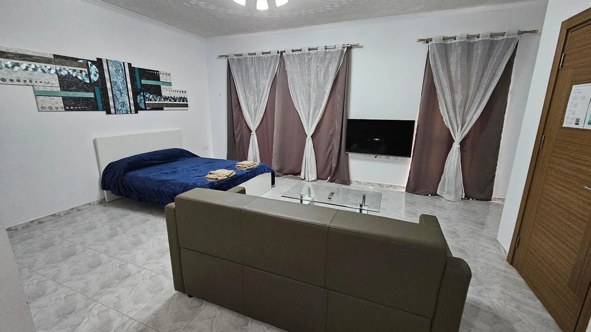 Sea-View 1 Bedroom Apt -Sleeps 4 Marsaskala 0*,  Malta